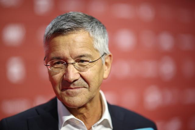 31 August 2026, Hamburg: Herbert Hainer, president of FC Bayern Munich, arrives at the 2026 "Sport Bild" Awards ceremony at the Hamburg Fish Auction Hall. Photo: Christian Charisius/dpa