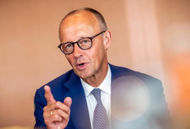 02 September 2026, Berlin: German Chancellor Friedrich Merz speaks at the start of the German Cabinet meeting at the Chancellery. Photo: Michael Kappeler/dpa