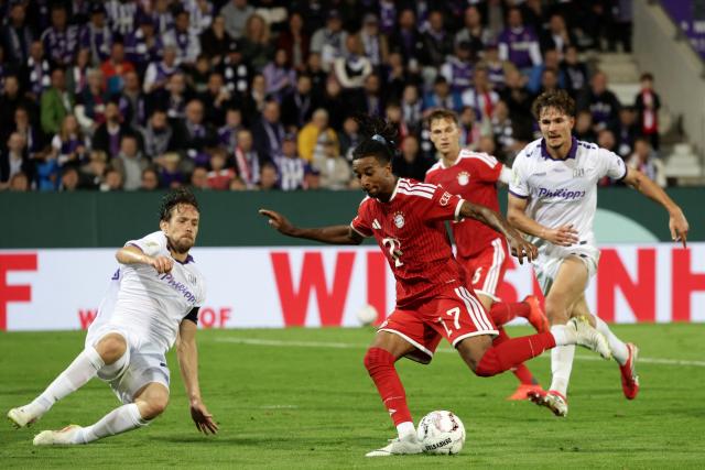 02 September 2026, Lower Saxony, Osnabrueck: Bayern Munich's Michael Olise in action during the German Cup (DFB Pokal) first round soccer match between VfL Osnabrueck and FC Bayern Munich at the Stadion an der Bremer Bruecke. Photo: David Ebener/dpa - IMPORTANT NOTICE: Bundesliga and DFB regulations prohibit any use of photographs as image sequences and/or quasi-video.