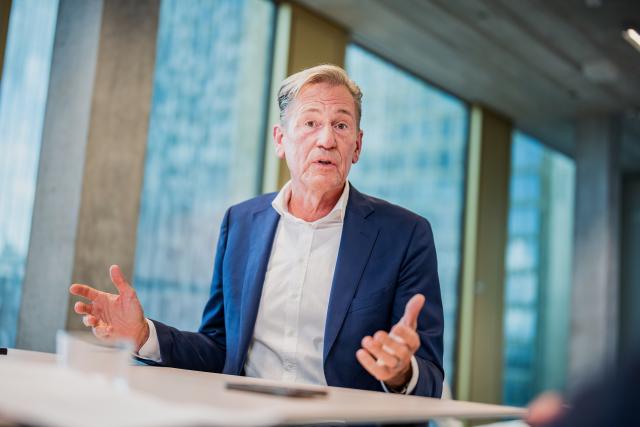 FILED - 31 August 2026, Berlin: FILE PHOTO - Mathias Doepfner, Chairman of the Executive Board and CEO of Axel Springer SE, is photographed during an interview with the German Press Agency (dpa). Photo: Michael Kappeler/dpa