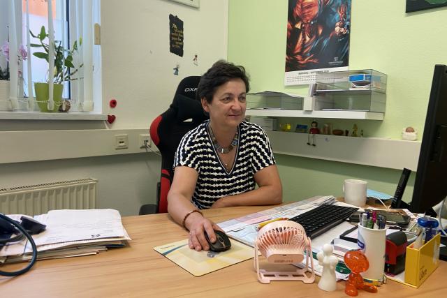 02 September 2026, Magdeburg: Board Member of the German-Ukrainian Association Saxony-Anhalt, Nadja Pilipcuk is pictured at her desk in Magdeburg. Ukrainians living in Saxony-Anhalt have expressed rising concern over the regional growth of the Alternative for Germany (AfD) party ahead of the state's upcoming parliamentary elections on September 6, 2026. Photo: Tom Tutton/dpa