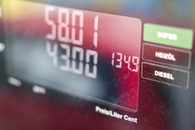 03 September 2026, Saxony-Anhalt, Lutherstadt Eisleben: The display on a gas station pump shows a price of 1.349 euros per liter of diesel. The FDP organized a so-called "relief campaign" here during the campaign leading up to the state election on September 6. Photo: Jan Woitas/dpa