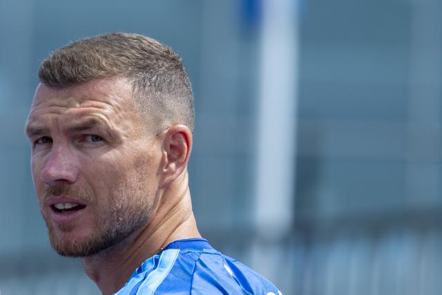 FILED - 03 August 2026, North Rhine-Westphalia, Gelsenkirchen: File photo - Edin Dzeko pictured during Photo Op at FC Schalke 04. Photo: David Inderlied/dpa