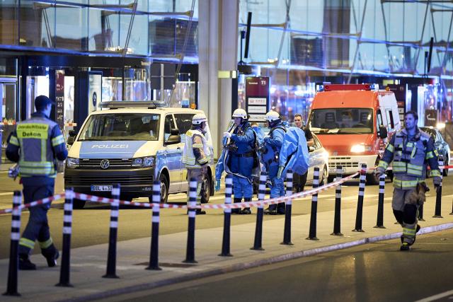 03 September 2026, Brandenburg, Schönefeld: Firefighters and police are on the scene in front of Terminal 1 at BER Airport, which was partially evacuated due to a potentially hazardous substance. Photo: Michael Ukas/dpa