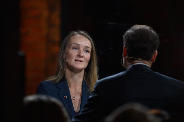 04 September 2026, Saxony-Anhalt, Magdeburg: Claudia Wittig, the Sahra Wagenknecht Alliance BSW's top candidate in the state election in Saxony-Anhalt, speaks with host Andreas Wunn on ZDF's morning show "moma vor der Wahl." The state election in Saxony-Anhalt will take place on September 6, 2026. Photo: Klaus-Dietmar Gabbert/dpa