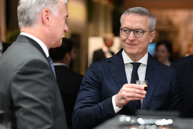 04 September 2026, Berlin: (L-R) Horst Nikolaus, Executive Board of JURA Elektrogeraete Vertriebs-GmbH and Karsten Wildberger, German Minister for Digitalization and State Modernization stand at the JURA Elektrogeraete booth during their tour at the opening of 2026 IFA Electronics Trade Show. Every year, the world's leading technology companies present their latest innovations at the Berlin consumer electronics trade show. Photo: Bernd von Jutrczenka/dpa