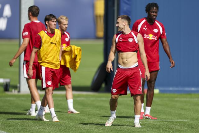 25 August 2026, Saxony, Leipzig: Leipzig's Brajan Gruda in action during the team's training session at Redbull Academy, ahead of Saturday's German Bundesliga soccer match against SV Werder Bremen. Photo: Jan Woitas/dpa - IMPORTANT NOTICE: In accordance with the regulations of the Bundesliga and the DFB (German Football Association), it is prohibited to use or allow the use of photographs taken in the stadium and/or during the game in the form of sequential images and/or video-like photo sequences.