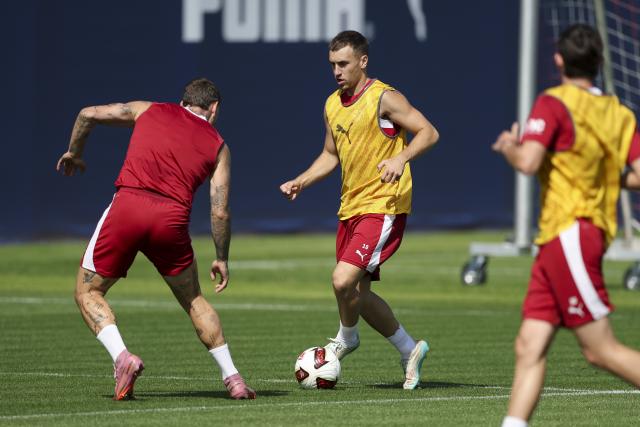 25 August 2026, Saxony, Leipzig: Leipzig's  Brajan Gruda in action during the team's training session at Redbull Academy, ahead of Saturday's German Bundesliga soccer match against SV Werder Bremen. Photo: Jan Woitas/dpa - IMPORTANT NOTICE: In accordance with the regulations of the Bundesliga and the DFB (German Football Association), it is prohibited to use or allow the use of photographs taken in the stadium and/or during the game in the form of sequential images and/or video-like photo sequences.