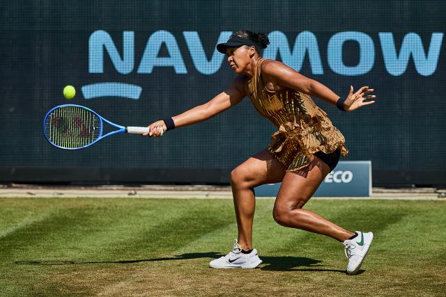 FILED - 27 June 2026, Hesse, Bad Homburg: FILE PHOTO - Japanese tennis player Naomi Osaka returns the ball with a forehand during the women's singles final match against Czech Republic's Karolina Muchova at the WTA 500 Bad Homburg Open. Photo: Mathias Schulz/dpa