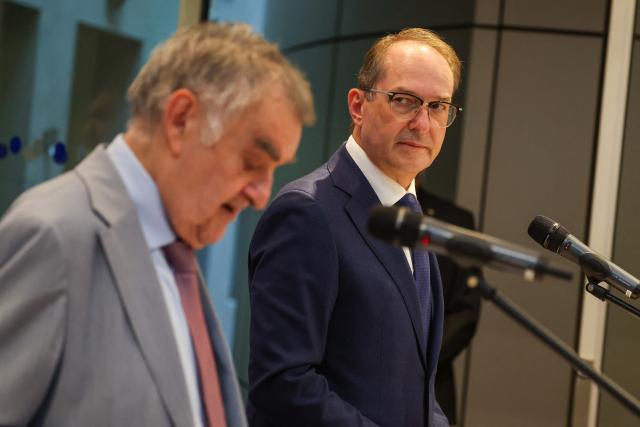 04 September 2026, North Rhine-Westphalia, Duesseldorf: German Interior Minister Alexander Dobrindt (R) and North Rhine-Westphalia's Interior Minister Herbert Reul hold a press conference at the North Rhine-Westphalia Ministry of the Interior to discuss developments following the attacks on the power grid in North Rhine-Westphalia. Photo: Christoph Reichwein/dpa