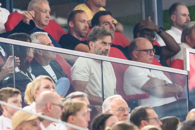 04 September 2026, Baden-Wuerttemberg, Stuttgart: Germany national team coach Jurgen Klopp (C) watches the German Bundesliga soccer match between VfB Stuttgart and 1. FC Koeln, at MHPArena. Photo: Tom Weller/dpa - IMPORTANT NOTICE: In accordance with the regulations of the Bundesliga and the DFB (German Football Association), it is prohibited to use or allow the use of photographs taken in the stadium and/or during the game in the form of sequential images and/or video-like photo series.