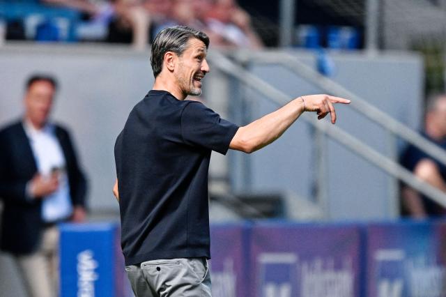 05 September 2026, Baden-Württemberg, Sinsheim: Borussia Dortmund's coach Niko Kovac gestures on the touchline during the German Bundesliga soccer match between TSG 1899 Hoffenheim and Borussia Dortmund at the SNP Arena. Photo: Uwe Anspach/dpa - IMPORTANT NOTICE: Bundesliga and DFB regulations prohibit any use of photographs as image sequences and/or quasi-video.
