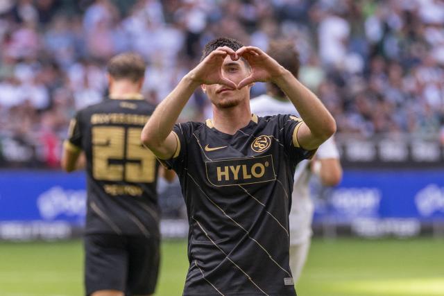 05 September 2026, North Rhine-Westphalia, Mönchengladbach: Elversberg's Felix Keidel celebrates scoring his side's third goal during the German Bundesliga soccer match between Borussia Moenchengladbach and SV Elversberg at the BORUSSIA-PARK
Stadium. Photo: David Inderlied/dpa - IMPORTANT NOTICE: Bundesliga and DFB regulations prohibit any use of photographs as image sequences and/or quasi-video.