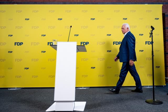 06 September 2026, Berlin: Wolfgang Kubicki, federal chairman of the Free Democratic Party (FDP), arrives for a press conference held by the federal FDP following the announcement of the projections for the state election in Saxony-Anhalt. Photo: Fabian Sommer/dpa
