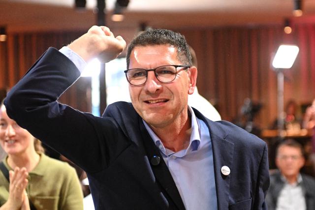 06 September 2026, Saxony-Anhalt, Magdeburg: Thomas Schulze, The Sahra Wagenknecht Alliance (BSW) party top candidate and state chairman in Saxony-Anhalt, celebrates during the announcement of the projections for the state election in Saxony-Anhalt. Photo: Klaus-Dietmar Gabbert/dpa