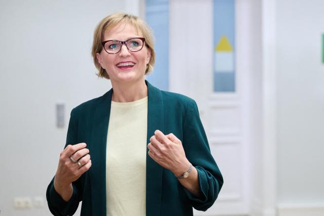 06 September 2026, Berlin: Alliance 90/The Greens federal chairwoman Franziska Brantner stands at the party's federal headquarters in Berlin after making a statement on the results of the state election in Saxony-Anhalt. Photo: Annette Riedl/dpa