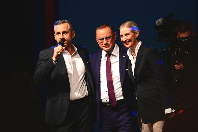 06 September 2026, Saxony-Anhalt, Magdeburg: Ulrich Siegmund, Alternative for Germany (AfD) top candidate and co-chair of the state parliamentary group in Saxony-Anhalt, speaks alongside federal chairmen and co-chairs of the AfD parliamentary group in the Bundestag Tino Chrupalla (C) and Alice Weidel at the AfD's election party at the Altes Theater following the projection of the results of the Saxony-Anhalt state election. Photo: Sebastian Gollnow/dpa