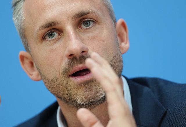07 September 2026, Berlin: Ulrich Siegmund, the AfD's top candidate in the Saxony-Anhalt state election, speaks at the Federal Press Conference on the results of the Saxony-Anhalt state election. Photo: Kay Nietfeld/dpa