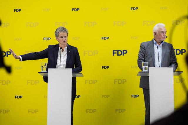 07 September 2026, Berlin: Lydia Hueskens, FDP state chairwoman and the party's top candidate in the Saxony-Anhalt state election, speaks alongside Wolfgang Kubicki, the FDP's national chairman, at a press conference at the Hans-Dietrich-Genscher-Haus following the state election. Photo: Christoph Soeder/dpa