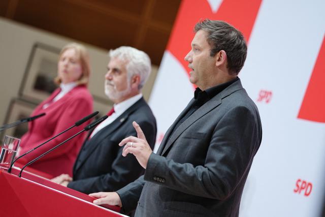 07 September 2026, Berlin: (L-R) Baerbel Bas, Germany's Minister of Labour and Social Affairs and SPD chairwoman; Armin Willingmann, the SPD's top candidate in the Saxony-Anhalt state election; and Lars Klingbeil (SPD), Germany's Minister of Finance, Vice Chancellor and SPD federal chairman, attend a press conference at Willy Brandt House, the SPD party headquarters, following the state election in Saxony-Anhalt. Photo: Kay Nietfeld/dpa