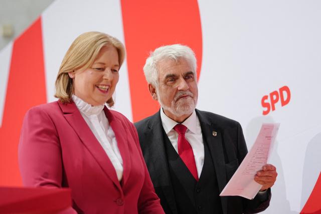 07 September 2026, Berlin: Baerbel Bas, Germany's Minister of Labour and Social Affairs and SPD chairwoman, and Armin Willingmann, the SPD's top candidate in the Saxony-Anhalt state election, hold a press conference at Willy Brandt House, the SPD party headquarters, on the results of the state election in Saxony-Anhalt. Photo: Kay Nietfeld/dpa