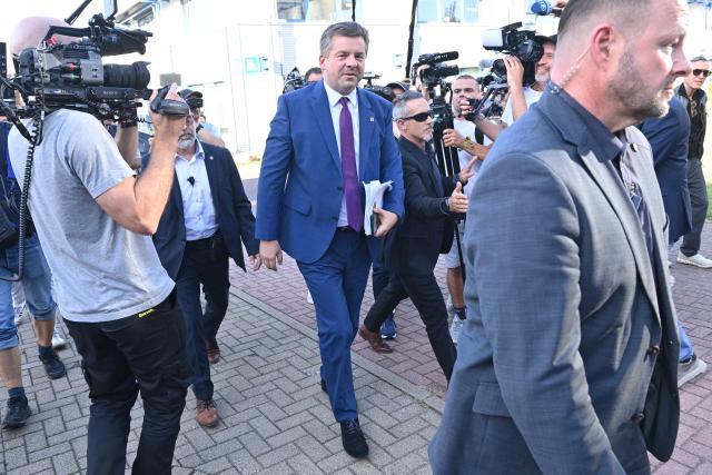 07 September 2026, Saxony-Anhalt, Magdeburg: Sven Schulze, Minister President of the state of Saxony-Anhalt and state chairman of the Christian Democratic Union of Germany (CDU) in Saxony-Anhalt, arrives to attend the meeting of the CDU Saxony-Anhalt State Executive Committee. Photo: Klaus-Dietmar Gabbert/dpa