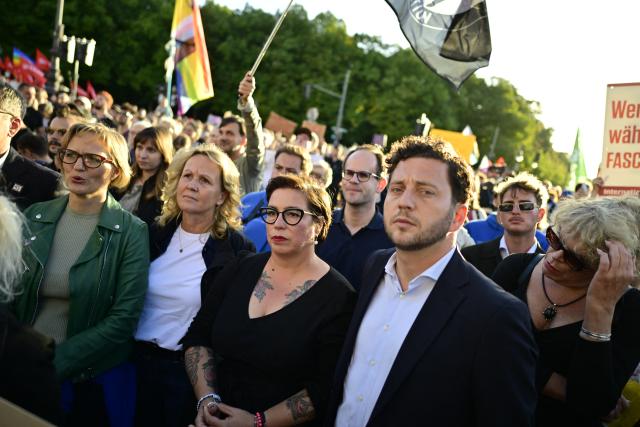 07 September 2026, Berlin: (R-L) Felix Banaszak, federal chair of Alliance 90/The Greens, Susan Sziborra-Seidlitz, the Greens' top candidate for the state election in Saxony-Anhalt, and Franziska Brantner, Federal Chair of Alliance 90/The Greens, take part in a demonstration after the results of the Saxony-Anhalt state election, under the slogan "Time to Act: Stop the AfD!". Photo: Fabian Sommer/dpa