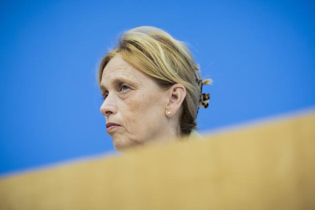 08 September 2026, Berlin: Karin Prien, German Minister of Education, Family, Senior Citizens, Women, and Youth, attends a press conference to present the latest PISA study.  German pupils have performed worse than ever in the 2025 international PISA performance assessment, the Organization for Economic Co-operation and Development (OECD) said on Tuesday. Photo: Christoph Soeder/dpa