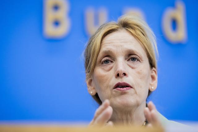 08 September 2026, Berlin: Karin Prien, German Minister of Education, Family, Senior Citizens, Women, and Youth, speaks a press conference to present the latest PISA study.  German pupils have performed worse than ever in the 2025 international PISA performance assessment, the Organization for Economic Co-operation and Development (OECD) said on Tuesday. Photo: Christoph Soeder/dpa