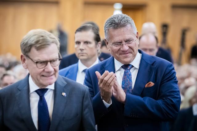 08 September 2026, Berlin: Johann Wadephul (L), German Minister of Foreign Affairs, and Maros Sefcovic, European Union Commissioner for Trade, attend the Economic Day event during the Ambassadors' Conference at the German Foreign Office. Photo: Christoph Soeder/dpa