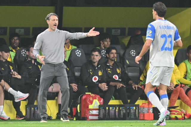 08 September 2026, North Rhine-Westphalia, Dortmund: Borussia Dortmund coach Niko Kovac (L) gestures on the touchline during the UEFA Champions League group stage soccer match between Borussia Dortmund and Villarreal CF at Signal Iduna Park. Photo: Bernd Thissen/dpa