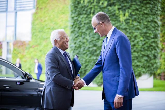 09 September 2026, Berlin: Antonio Costa (L), President of the European Council, is welcomed by German Chancellor Friedrich Merz in the courtyard of honor in front of the German Chancellery. Photo: Christoph Soeder/dpa