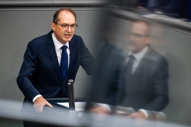 10 September 2026, Berlin: Alexander Dobrindt, Germany's Minister of the Interior,speaks during deliberations on the 2027 federal budget. Photo: Michael Kappeler/dpa