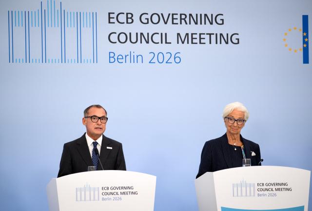 10 September 2026, Berlin: German Central Bank (Bundesbank) President Joachim Nagel (L), speaks alongside Christine Lagarde, President of the European Central Bank (ECB), during the press conference following the ECB Governing Council's off-site meeting at the German Central Bank conference center in Berlin-Wannsee. Photo: Bernd von Jutrczenka/dpa