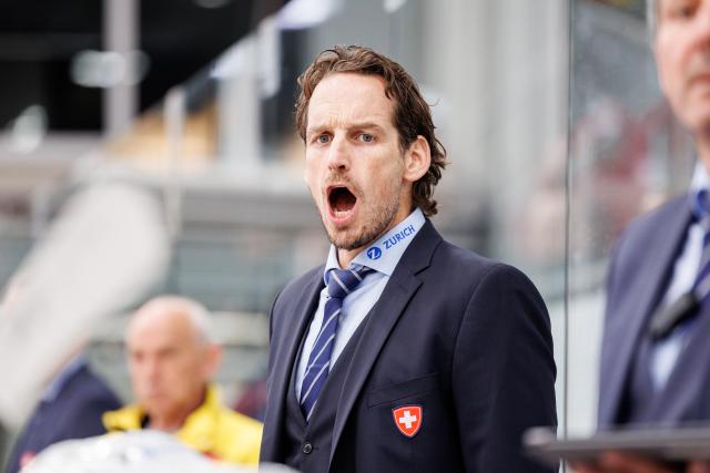 FILED - 21 April 2022, Bavaria, Rosenheim: FILE PHOTO - Swiss ice hockey coach Patrick Fischer pictured during the International match between Germany and Switzerland at ROFA Stadium. Photo: Matthias Balk/dpa