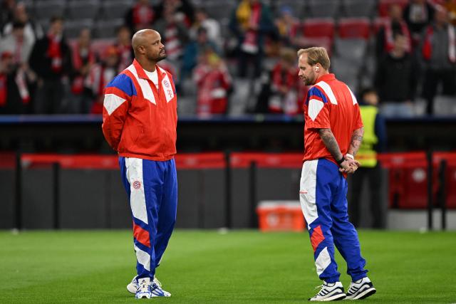 10 September 2026, Bavaria, Munich: Bayern Munich head coach Vincent Kompany (L) and Assistant Coach Aaron Danks inspect the pitch prior to the start of the UEFA Champions League group stage soccer match between Bayern Munich and FK Bodo/Glimt at Allianz Arena. Photo: Sven Hoppe/dpa