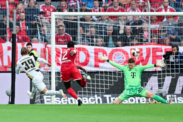 13 September 2026, Saarland, Spiesen-Elversberg: Elversberg's Cole Campbell scores his side's first goal during the German Bundesliga soccer match between Elversberg and Bayern Munich at Ursapharm-Arena. Photo: Uwe Anspach/dpa - IMPORTANT NOTICE: In accordance with the regulations of the Bundesliga and the DFB (German Football Association), it is prohibited to use or allow the use of photographs taken in the stadium and/or during the game in the form of sequential images and/or video-like photo sequences.