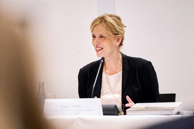 14 September 2026, Berlin: German Minister for Education, Family Affairs, Senior Citizens, Women and Youth Karin Prien speaks at a press conference in Berlin to present the book "After So Much Pain and Suffering - First Letters After the Holocaust." In collaboration with the international Holocaust memorial Yad Vashem, Herder Publishing is releasing letters from the immediate postwar period written by Holocaust survivors. These letters bear witness to the horrors of the Holocaust, the return to a lost homeland, and the hope for a new beginning. Photo: Michael Ukas/dpa
