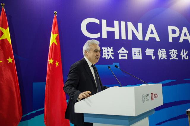 (241114) -- BAKU, Nov. 14, 2024 (Xinhua) -- International Energy Agency Executive Director Fatih Birol delivers a speech at a China Pavilion side event on China's energy transformation and new energy development in Baku, the capital city of Azerbaijan, Nov. 13, 2024. The Executive Summary of China Energy Transformation Outlook 2024 (CETO 2024), released Wednesday at the 29th session of the Conference of the Parties to the United Nations Framework Convention on Climate Change held in Baku, Azerbaijan, focuses on China's energy transformation and new energy development. (Xinhua/Meng Jing)