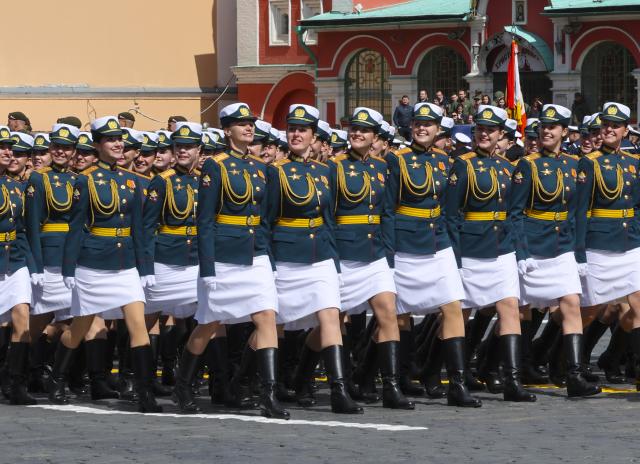 (250509) -- MOSCOW, May 9, 2025 (Xinhua) -- Soldiers march during a grand parade marking the 80th anniversary of the victory in the Soviet Union's Great Patriotic War in Moscow, Russia, May 9, 2025. (Xinhua/Yao Dawei)