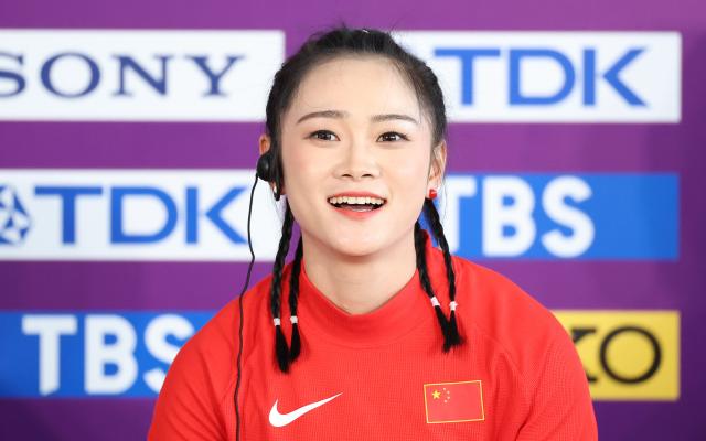 (250509) -- GUANGZHOU, May 9, 2025 (Xinhua) -- Liang Xiaojing of China is seen during the press conference before the World Athletics Relays Guangzhou 2025 in Guangzhou, south China's Guangdong Province, May 9, 2025. (Xinhua/Li Ming)
