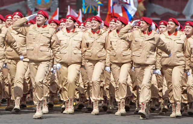 (250509) -- MOSCOW, May 9, 2025 (Xinhua) -- Soldiers march during a grand parade marking the 80th anniversary of the victory in the Soviet Union's Great Patriotic War in Moscow, Russia, May 9, 2025. (Xinhua/Lai Xiangdong)