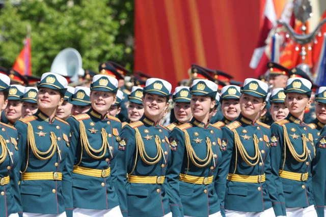 (250509) -- MOSCOW, May 9, 2025 (Xinhua) -- Soldiers march during a grand parade marking the 80th anniversary of the victory in the Soviet Union's Great Patriotic War in Moscow, Russia, May 9, 2025. (Xinhua/Ding Lin)