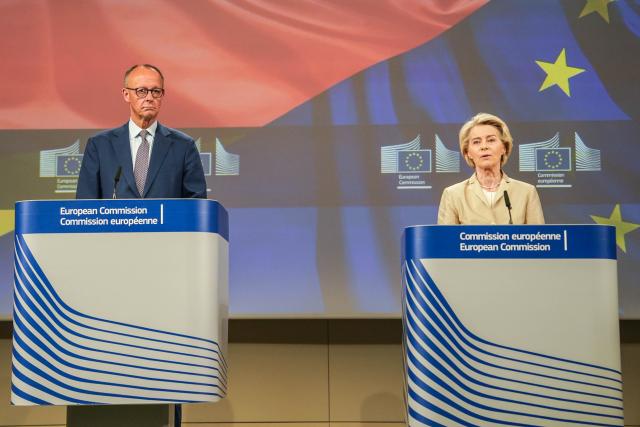 (250510) -- BRUSSELS, May 10, 2025 (Xinhua) -- German Chancellor Friedrich Merz (L) and European Commission President Ursula von der Leyen attend a press conference together in Brussels, Belgium, May 9, 2025. Merz arrived here for a visit on Friday. (Xinhua/Peng Ziyang)