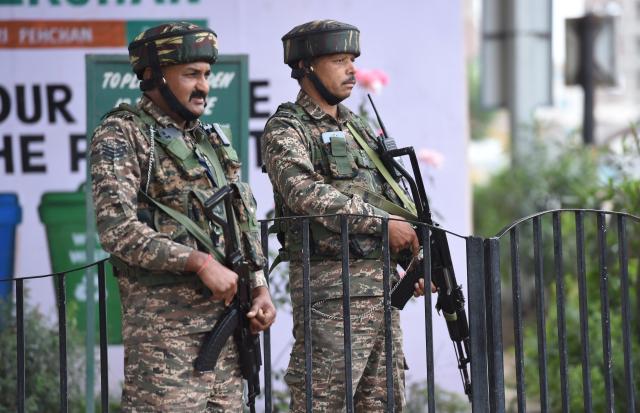 (250510) -- SRINAGAR, May 10, 2025 (Xinhua) -- Indian paramilitary troopers stand guard as security beefed up in Srinagar city, the summer capital of Indian-controlled Kashmir, May 10, 2025. (Xinhua/Javed Dar)