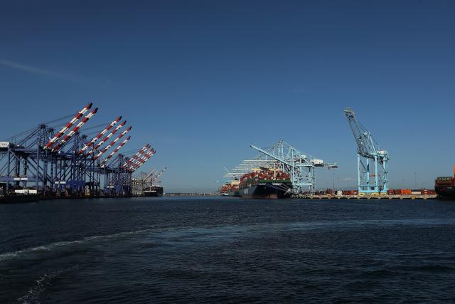 (250511) -- LOS ANGELES, May 11, 2025 (Xinhua) -- This photo taken on May 10, 2025 shows cargo ships loaded with containers at the Port of Los Angeles in California, United States. In a recent advertisement, California Governor Gavin Newsom warned the American public of the "real" and "serious" consequences of recent high tariffs, describing the situation as a "code red" economic emergency.
TO GO WITH "California governor warns of 'code red' economic emergency due to high tariffs" (Photo by Qiu Chen/Xinhua)