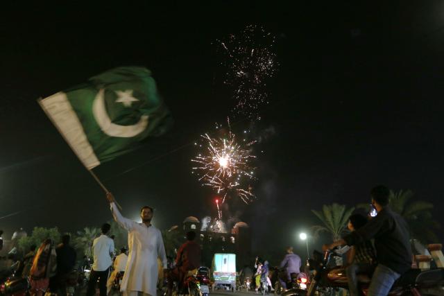 (250512) -- MULTAN, May 12, 2025 (Xinhua) -- Pakistani people celebrate after the ceasefire between Pakistan and India, in Multan, Pakistan on May 11, 2025. As a tense ceasefire between nuclear-armed neighbors Pakistan and India holds after weeks of hostilities, residents of the Pakistani capital are expressing both relief and resilience, grateful that escalation was avoided, yet proud of their country's measured military response.
TO GO WITH "Feature: Pakistanis voice relief, resilience as Indo-Pak ceasefire holds" (Photo by Mansoor Abbas/Xinhua)