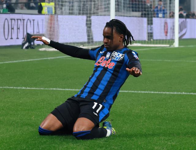 (250513) -- BERGAMO, May 13, 2025 (Xinhua) -- Atalanta's Ademola Lookman celebrates his goal during a Serie A soccer match between Atalanta and Roma in Bergamo, Italy, May 12, 2025. (Photo by Alberto Lingria/Xinhua)