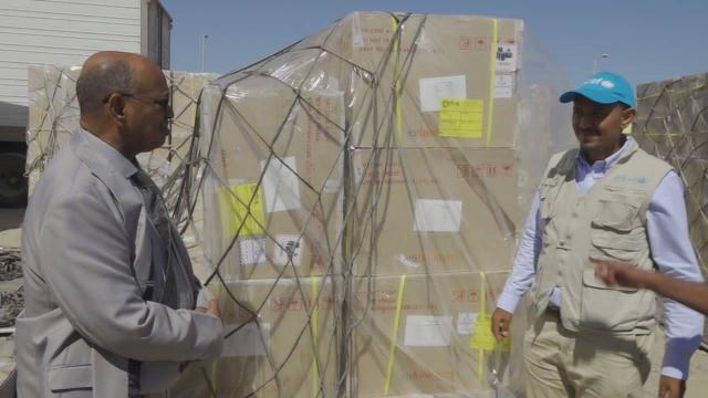 (250530) -- PORT SUDAN, May 30, 2025 (Xinhua) -- Officials from the Sudanese Ministry of Health and the World Health Organizations receive shipments of donated cholera vaccines in Port Sudan, eastern Sudan, on May 30, 2025. The Sudanese Ministry of Health announced on Friday that it has received over 2.9 million doses of the cholera vaccine amid a surge in cases, especially in the capital Khartoum. (The Sudanese Ministry of Health/Handout via Xinhua)