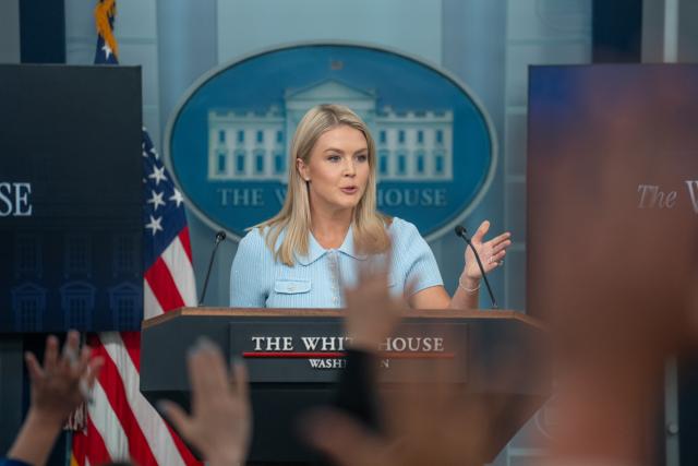 (250630) -- WASHINGTON, June 30, 2025 (Xinhua) -- White House Press Secretary Karoline Leavitt takes questions during a press briefing at the White House in Washington, D.C., the United States, on June 30, 2025. U.S. President Donald Trump on Monday signed an executive order terminating Syria sanctions, according to the White House website. (Xinhua/Hu Yousong)